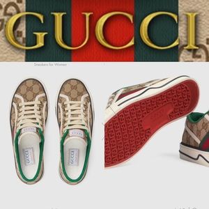 Gucci Woman’s Tennis 1977 logo sneakers 💕